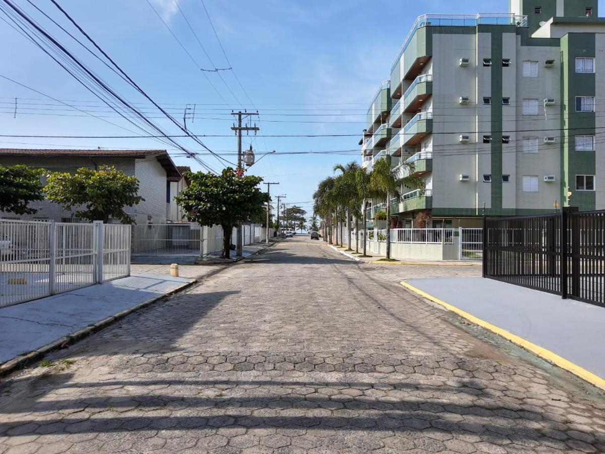 Residencial Amigo Fiel Apartment Ubatuba Exterior photo